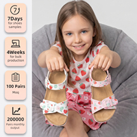 Sandales pour bébé fille, imprimé fraises roses, semelle en liège, fermeture à fermoirs, chaussures décontractées tendance pour enfants, été