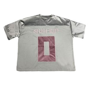 Maillot de football léger personnalisé pour homme, en maille respirante, imprimé par transfert thermique, à manches courtes, en tissu satiné soyeux - Product Image 3