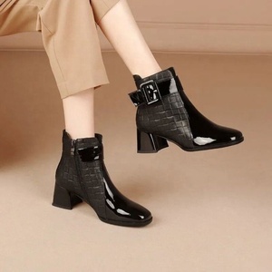 Stivaletti da <span class=keywords><strong>Donna</strong></span> con <span class=keywords><strong>Tacco</strong></span> Alto 2026, Stile Coreano, Punta Tonda, <span class=keywords><strong>Scarpe</strong></span> Invernali alla Moda - Product Image 4