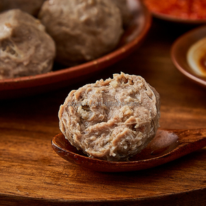 Polpette di manzo 90% certificate, ingrediente fresco, per attività di ristorazione - Product Image 1