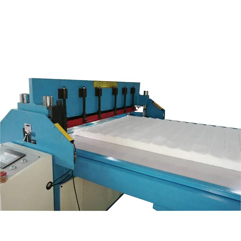 Low Cost High Quality garment pattern cutting machine for swatch cutter