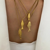 Collier pendentif poisson plaqué or en acier inoxydable sans ternissement cadeau fiançailles anniversaire animal religieux
