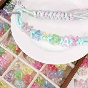 Perles acryliques colorées, 26 lettres anglaises, perles à trou droit, grand trou, perles en vrac, accessoires de bijoux DIY, tissage de bracelet - Product Image 4