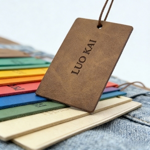 Etiquetas personalizadas para jeans, diseños de etiquetas para ropa, etiquetas de PU, etiquetas de cuero en relieve, parches para ropa y prendas. - Product Image 3