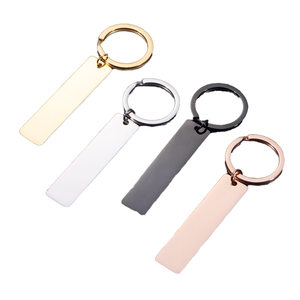 Llaveros Rectangulares Metálicos Brillantes para Grabado Personalizado, Etiquetas Colgantes DIY con Anillo para Llaves - Product Image 1