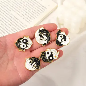 Tai Ji Animal Collection Enamel Pins Yin Yang Cat Fish Wolf Fox Brooches Bag Lapel Pin Badge Jewelry Gift