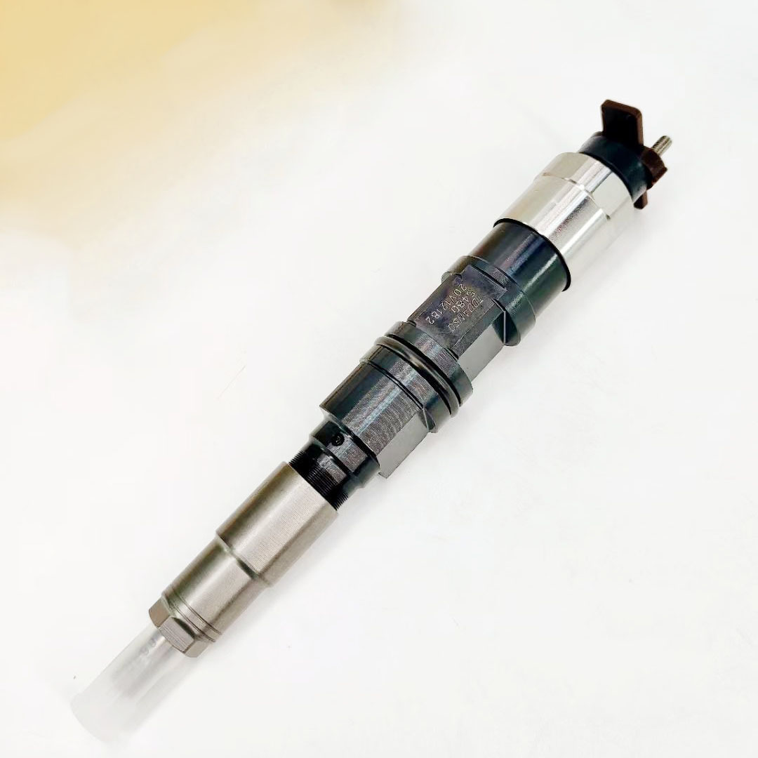 High Quality Common Rail Fuel Injector 095000-5190 Diesel Fuel Injection Nozzle RE524364 With Nozzle DLLA148P826 For JOHN DEERE