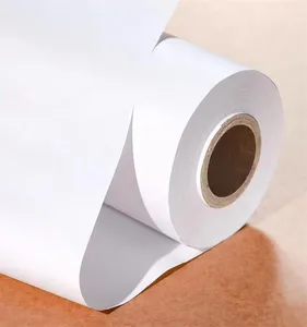Papiers kraft blancs blanchis de bonne qualité et propres dans l'emballage