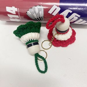 Llavero de muñeco de dibujos animados tejido a mano, colgante ecológico de lana de ganchillo, regalo hecho a mano para novio o novia - Product Image 6