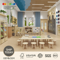 Mobilier professionnel en bois pour maternelle, support de métier à tisser pour l'aire d'activités artistiques en fibres préscolaires et la salle de classe créative