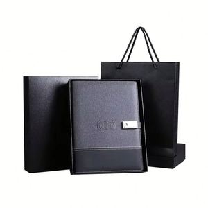Banco de Energía de Cuero PU con Luz LED de 8000 mAh, Carga Inalámbrica, Cuaderno con Memoria USB de 8/16/32 GB, Set de Regalo Multifuncional - Product Image 1
