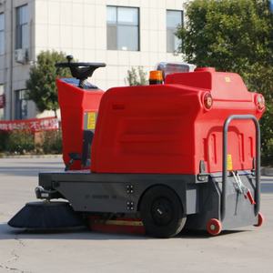 Barredora Eléctrica Industrial para Estacionamientos y Carreteras con Dos Cepillos Laterales - Product Image 3