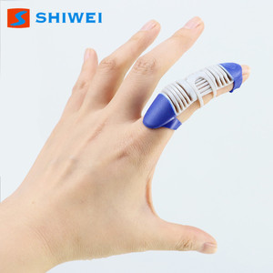 Protège-doigts Shiwei M L en nylon et caoutchouc légers pour le basketball, le football et le volleyball - Product Image 1