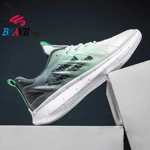 Fournisseur en gros de baskets de mode pour hommes de haute qualité, style décontracté, chaussures de marche - Product Image 5
