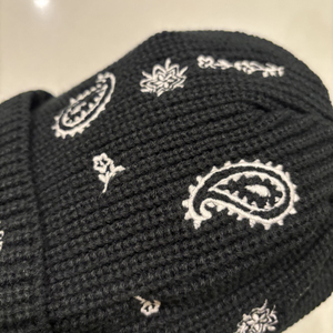 2025 Loại Mới Thiết Kế Biểu Tượng Tùy Chỉnh Mùa Đông Đan Beanie Mũ Cho Nam Giới Và Phụ Nữ - Product Image 4
