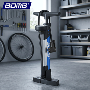 Pompe à vélo haute pression BOMB Steel pour pneus de route et VTT avec manomètre - Accessoires de vélo légers et durables - Product Image 3