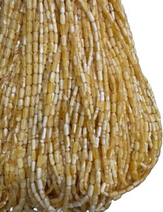 Ameubles de prière (Misbaha) en ambre naturel de Léningrad, Baltique, 6-10 mm, forme capsule, couleur miel-blanc, origine Kaliningrad, avec coupe maîtresse Imam Kahrab - Product Image 5