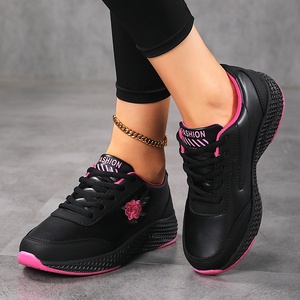 Nuove Scarpe da Corsa Piatte da Donna di Designer Famosi, Modello Europeo di Grande Successo, Supporta Personalizzazione Colore e Stile Suola - Product Image 5