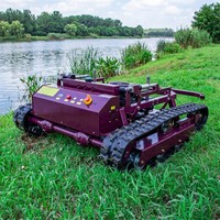 Tondeuse à gazon industrielle sans fil robuste à chenilles télécommandée avec moteur haute puissance pour grandes exploitations agricoles et jardins