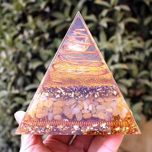 คริสตัลชิปพีระมิดเรซิ่นอีพ็อกซี่งานฝีมือประดับตกแต่งโต๊ะทำงานของตกแต่งบ้านของขวัญ - Product Image 2