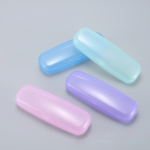 Étui à lunettes en plastique PP. Vente en gros d'étuis à lunettes souples transparents de style rétro avec motif goutte d'eau - Product Image 5