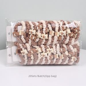 कोरियाई फैशन सैटिन स्क्रंचीज़ बियर हेड हेयर टाई 2-पीस सेट बच्चों के लिए लड़कियों के लिए स्टाइलिश सहायक उपकरण - Product Image 4