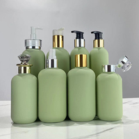 Emballage pour Soins Capillaires Hengjian Vert 250ml 300ml Flacon de Lotion Cosmétique de Luxe 200ml Bouteilles de Shampooing en Plastique HDPE avec Pompe Dorée