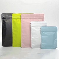 En stock, sac plat en aluminium mat auto-scellant, fermeture éclair colorée avec faible MOQ pour colliers et pierres précieuses, résistant à l'humidité