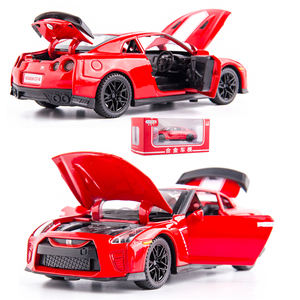 Escala 1/32 <span class=keywords><strong>GTR</strong></span>, juguetes fundidos a presión abiertos de cuatro puertas, coche de Metal de plástico, modelo de aleación extraíble con sonido y luz - Product Image 3
