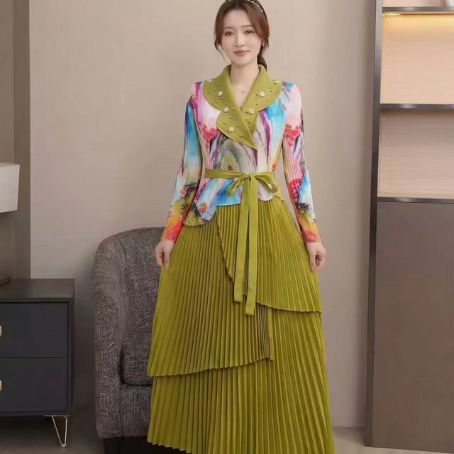 Elegant Printed Patchwork Pleated Dress - Vintage Green Layered Long Sleeve Party Dress for Women