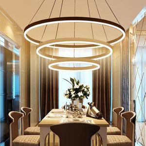 Per la casa decorativo moderno soggiorno Hotel <span class=keywords><strong>cerchio</strong></span> pendente Design 3 anello acrilico <span class=keywords><strong>lampadario</strong></span> a Led di lusso - Product Image 2