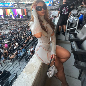 จั๊มสูทเซ็กซี่สำหรับผู้หญิง คอสูงครึ่งตัว แขนยาวเว้าหลัง กระชับสะโพก ชุดเดรสสั้น เสื้อผ้าผู้หญิง - Product Image 3