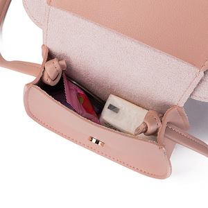 Borsa Mini alla Moda per Bambini con Decorazione a Fiocco, Motivo Cartone Animato Carino, Materiale PU, Borsa a Tracolla per Ragazze - Product Image 3