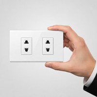 Enchufe de Corriente Modular Doble de 2 Orificios Kolani Tamaño 120, 16A 250V, Panel de PC Blanco con Obturador de Seguridad Infantil Antichoque