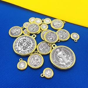 20 Piezas de Medallas de Aleación de San Benito de Nursia, Patron contra el <span class=keywords><strong>Mal</strong></span>, 13mm 22mm 34mm para Fabricación de Joyería DIY - Product Image 4