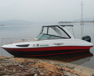 Yate Pequeño de 24 Pies con Cabina, de Fibra de Vidrio, con Motor - Product Image 4
