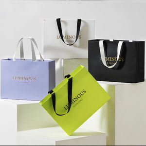 Newsense مخصص فاخر أبيض مع مقبض شعارك الخاص للأحذية أكياس الهدايا متجر التجزئة - Product Image 3