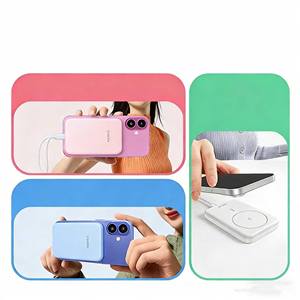 Batería Externa Magnética Inalámbrica UGREEN de 10000 mAh con Carga Rápida de 20 W para iPhone 12-17 y Dispositivos Android - Product Image 5