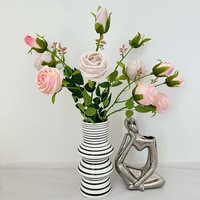 Fleurs artificielles populaires YL, mini-roses à 6 têtes, fleurs simulées pour mariage, Noël et remise de diplôme, bouquet de fleurs séchées
