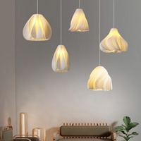 Lampe suspendue créative en acrylique LED imprimée en 3D avec lumière blanche chaude douce 2700K 36V pour hôtels et restaurants