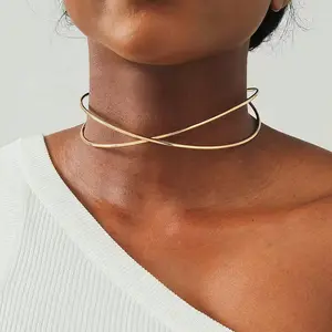 Fashion Gold Plated Choker Thin Wire Collar Hypoallergenic Stainless Steel Minimalist Jewelry Set Cuff Choker Necklace Bangle