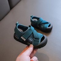 Sandales d'été pour bébés garçons, nouvelles chaussures de marche pour tout-petits, semelle souple antidérapante, chaussures pour filles, chaussures en maille respirantes pour nourrissons, sandales pour enfants