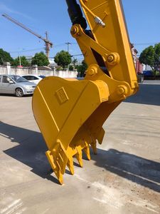 Used CAT 320D2 Hydraulic Crawler Excavator, 20.6 Ton Japan Original <b>Digger</b> with Low Working Hours - Product Image 5