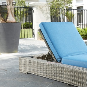 Lit simple de luxe en osier d'aluminium de rotin de <span class=keywords><strong>jardin</strong></span> de piscine extérieure <span class=keywords><strong>Matelas</strong></span> de chaise longue portable d'hôtel pour le salon Villa pour la terrasse - Product Image 2