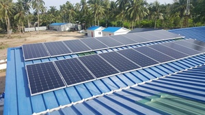 Sistema de Energía Solar Todo en Uno de 5KW, Independiente de la Red, para el Hogar, con Batería de 1000 Vatios, IP65 para Exteriores, 100KW Mono, 110V 220V - Product Image 5