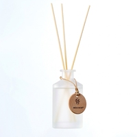 Diffuseur de parfum d'ambiance MOSENOR au cèdre longue durée 100 ml, ensemble de parfums naturels pour la maison avec bâtonnets en fibre pour chambre et hôtel