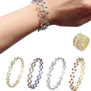 2 en 1 Magic Retractable Ring Bracelet Creative Stretchable Twist Folding Ring Crystal Rhinestone Bracelets Women - Product Image 1