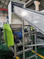 Usine de lavage de déchets plastiques HDPE, machine de lavage pour le recyclage des bouteilles en plastique, ligne de broyage et de séchage du plastique