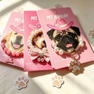 Collar de perlas con lazo y colgante de pata, ajustable para perros medianos y grandes, con un lindo diseño de animales. - Product Image 1