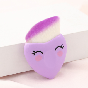 Brocha de maquillaje kabuki para mujer, brocha de maquillaje kabuki suave, portátil, pequeña, con diseño de corazón de amor púrpura, herramienta cosmética de viaje, nueva moda - Product Image 4